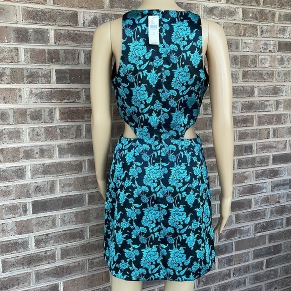 Anthropologie x Hutch Floral Jacquard Cut Out Mini Dress NWT - Size 4 - Picture 3 of 16